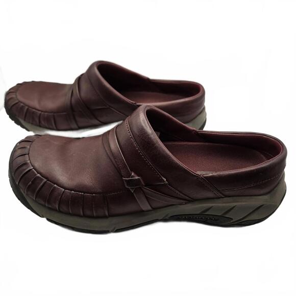 Merrell Encore Women's Size US 8.5 UK 39 Wine Pleat Slide Casual - Picture 2 of 7